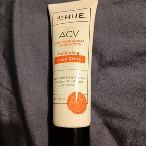 dpHUE ACV Scalp Detox Exfoliating Scrub
